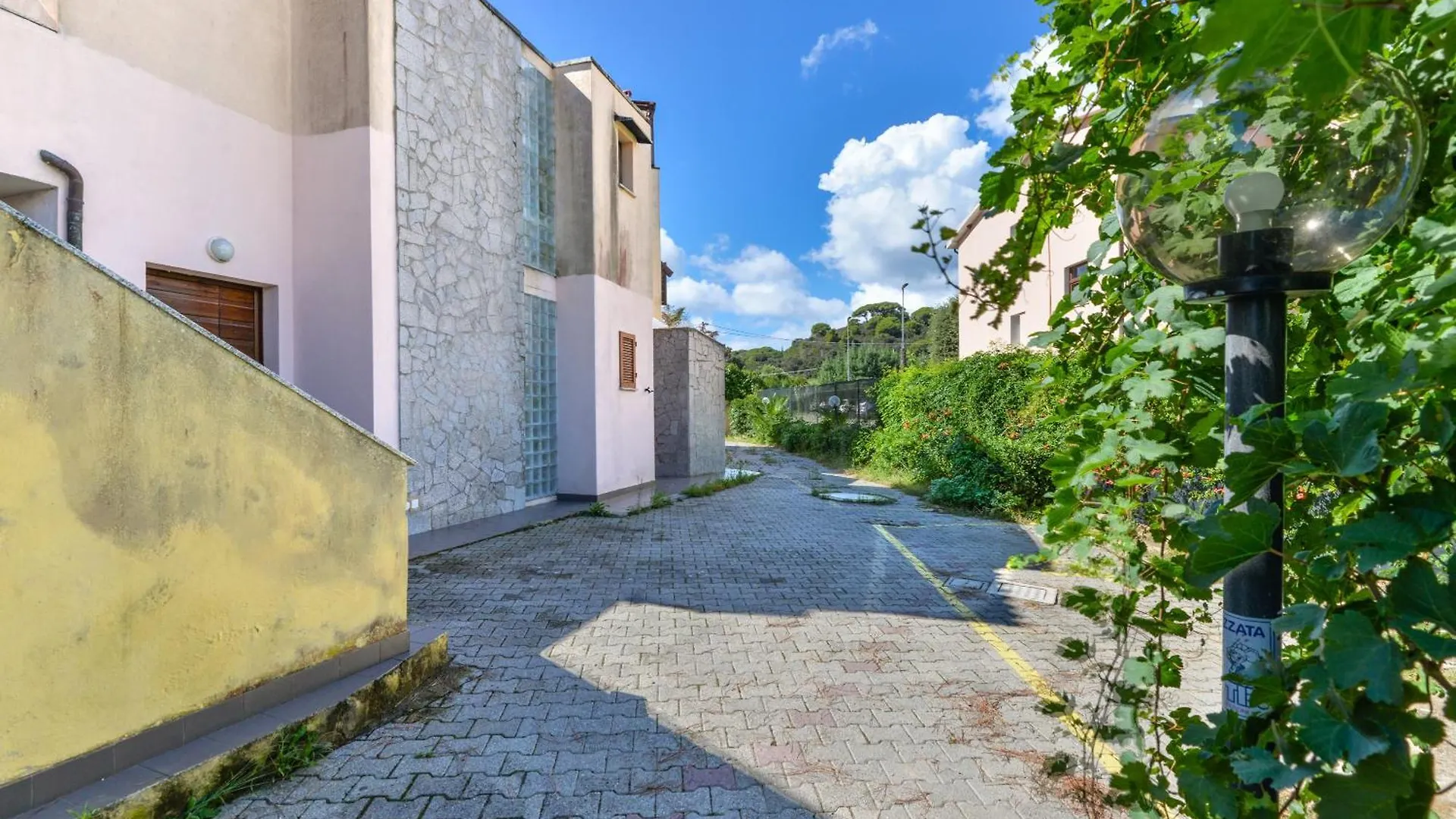 Il Faretto Apartment Porto Azzurro 0*,